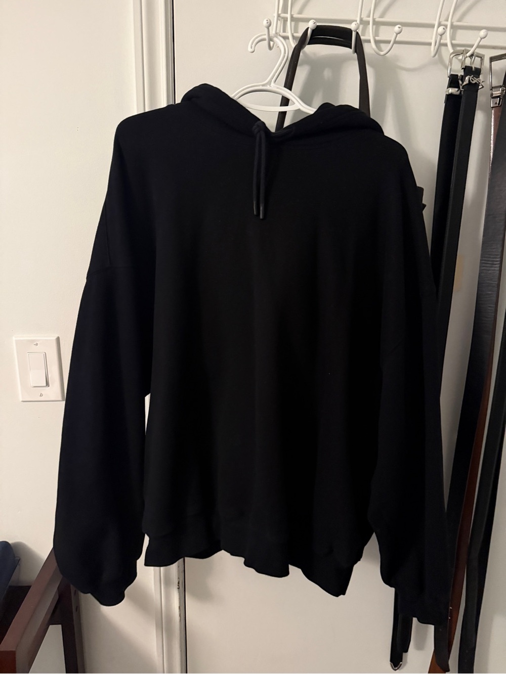 Aritzia Mega fit Black Hoodie - XL